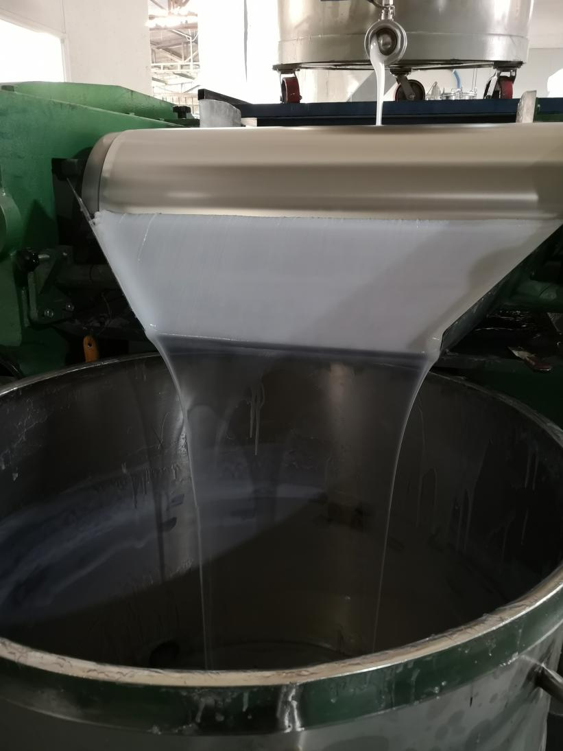 影響模具硅膠粘性因素有哪些？